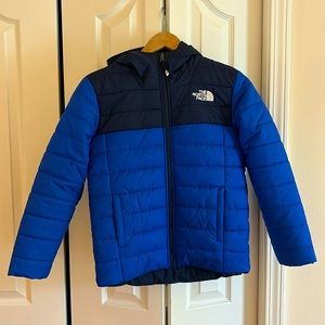 North Face Boys 10/12 M - reversible hooded winter coat LIKE NEW